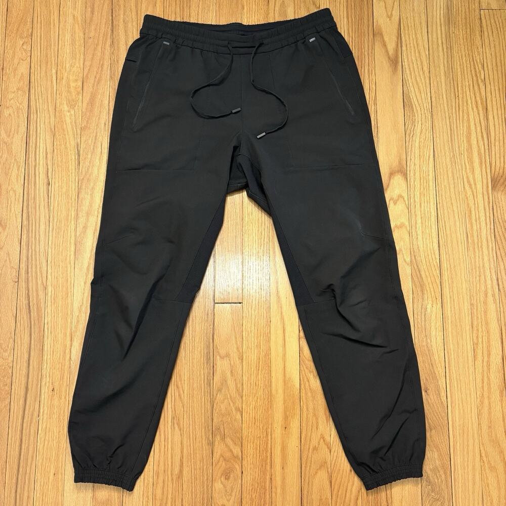 Lululemon License to Train Jogger Men’s Size Large Black LM5AEGS Stretch Pants